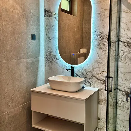 Riverhouse Tosinovic Feriehus Sipovo